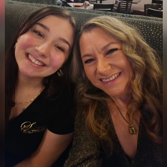 COACH & FRIENDS SATURDAY SHARE SHOW - Picture 8 of 16